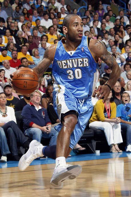 板亟需补强 板亟需补强